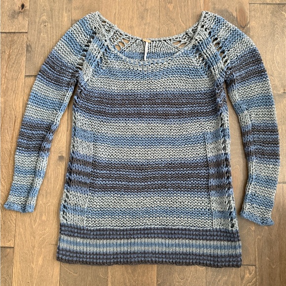 Free People Sweaters - FREE PEOPLE Women’s Open Knit Scoop Neck Blue/Grey Sweater Size Small